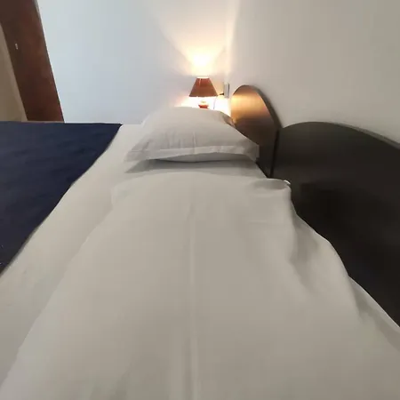 Bа́kish Gæstehus 3*